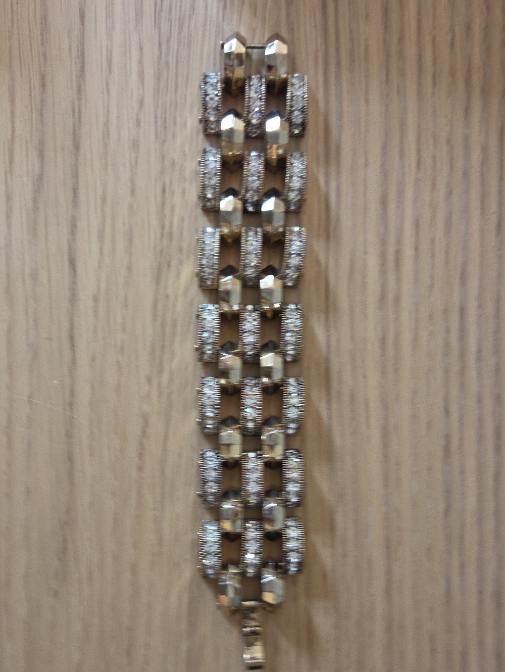 Gold Crystal Link Bracelet